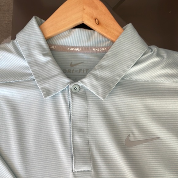 Nike Dri-Fit Polo Size M - Picture 2 of 3